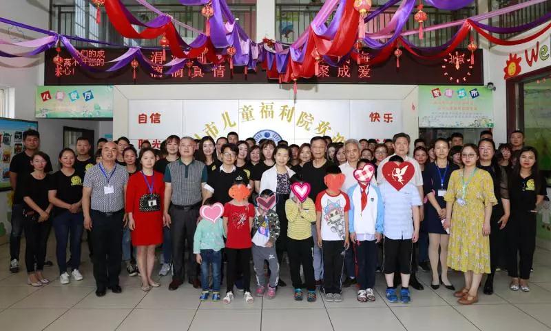 弘揚(yáng)傳統(tǒng)美德，關(guān)愛兒童成長----首屆“魅力隨州，多彩程力”抖音大賽捐贈(zèng)公益活動(dòng)紀(jì)實(shí)