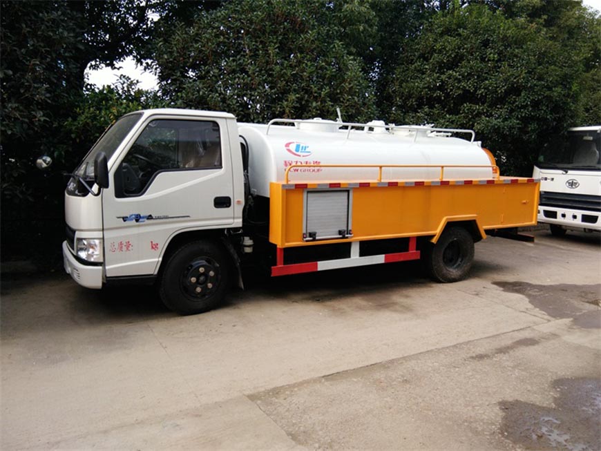 江鈴順達(dá)國五藍(lán)牌高壓清洗車