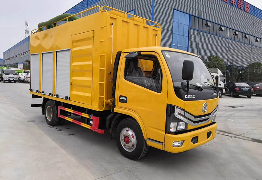 東風(fēng)小多利卡藍牌吸污凈化車